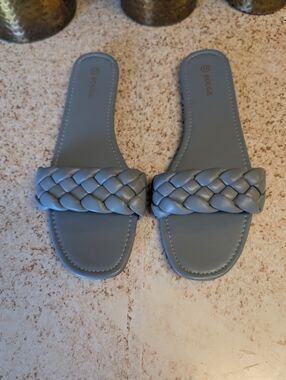 Women's Braided Flat Sandals Size 11 DUSTY BLUE